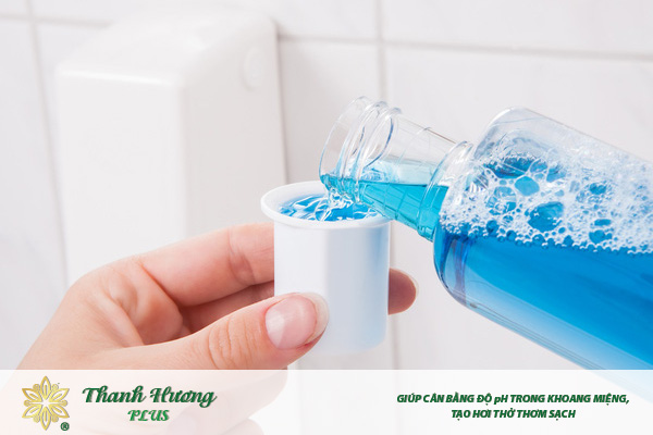 Cách sử dụng nước súc miệng không pha loãng để sát khuẩn tốt nhất